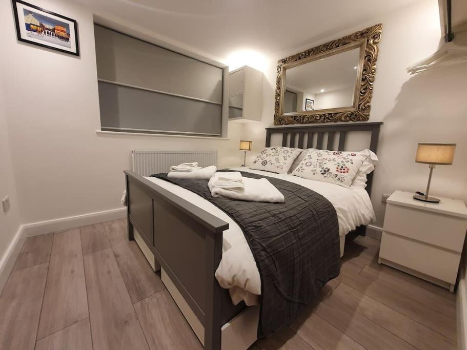 Luton Town Centre Executive Apartment Exterior foto