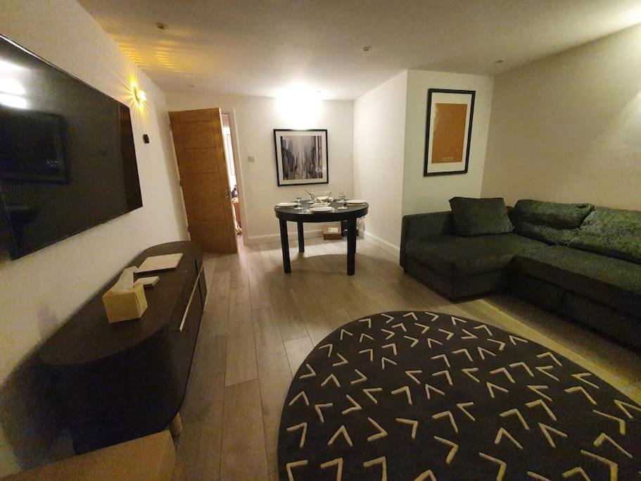 Luton Town Centre Executive Apartment Exterior foto